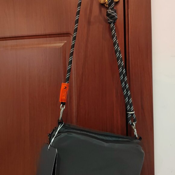 Pre-owned Topologie Bottle Sacoche Black Sling Bag +Rope Strap - Picture 5 of 9